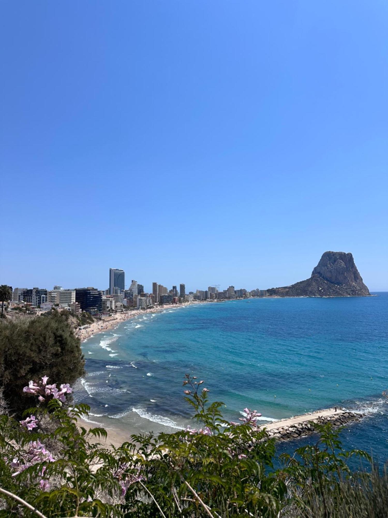 Pension Rioka Calpe Bagian luar foto